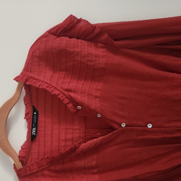 Zara Blouse with Gathered Front - Picture 4 of 6
